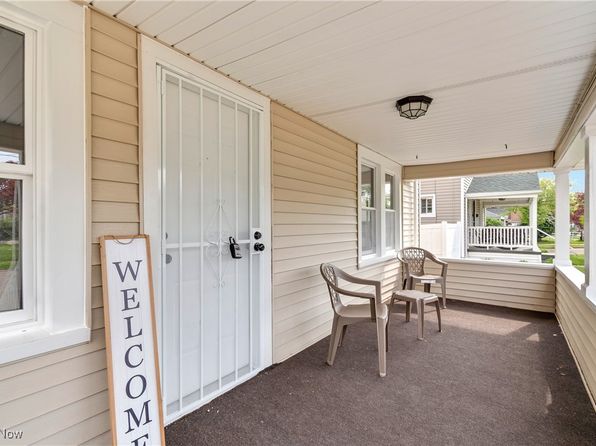 1355 Niagara Ave, Akron, OH 44305