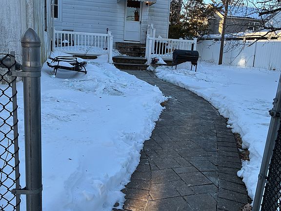 3rd image of 9 Arlington St