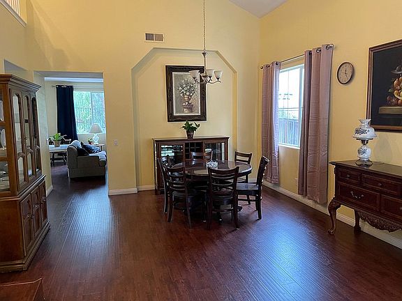 4th image of 763 Kirkwall Dr