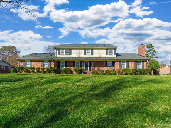 408 Gum Branch Rd, Charlotte, NC 28214