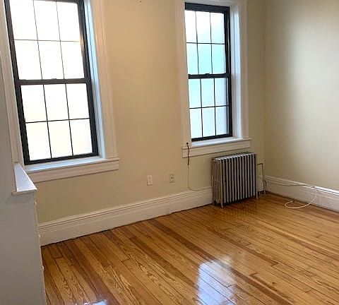 4th image of 1043 44th Dr APT 1