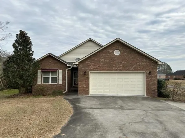 701 Oak Hill Dr, Manning, SC 29102