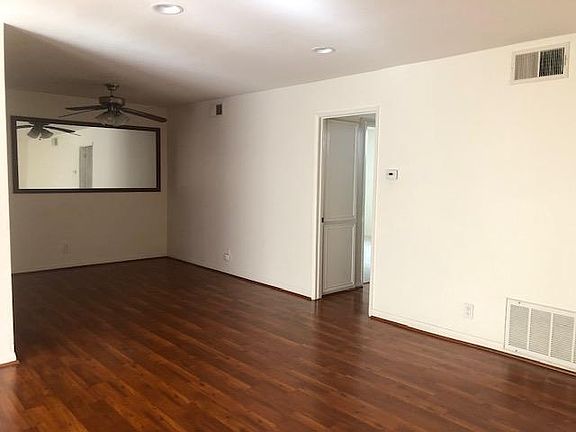 5th image of 31505 Lindero Canyon Rd Unit 1