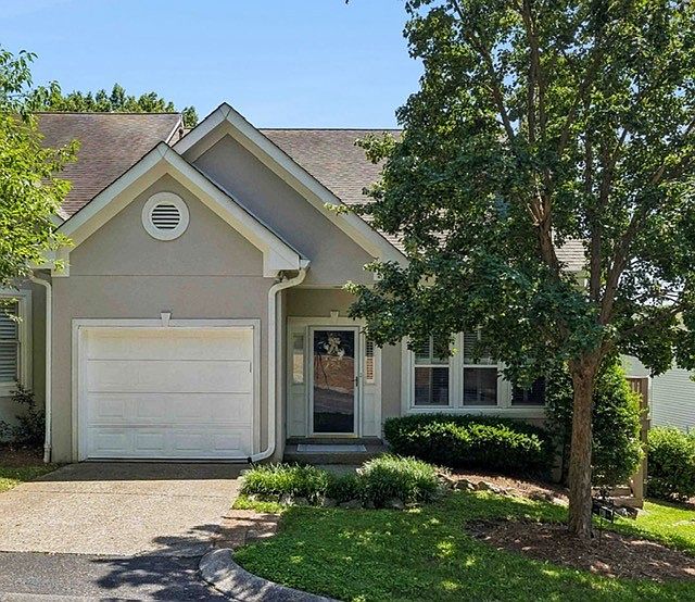 1st image of 120 Hicks Rd