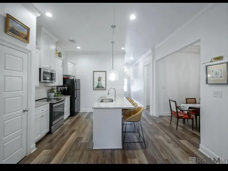 8136 Village Lake Ave — Photo 5