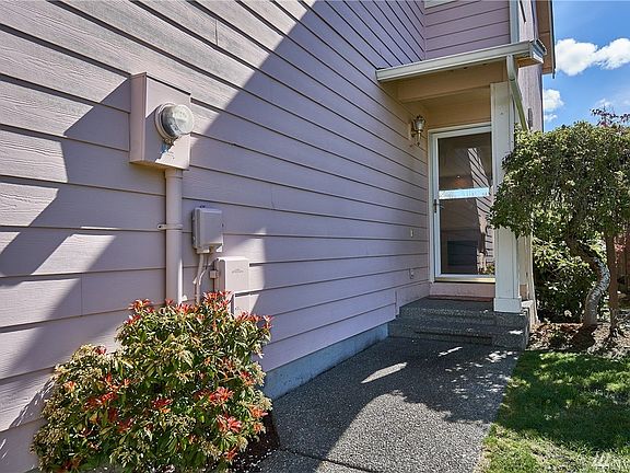 2nd image of 13317 68th Avenue Ct E