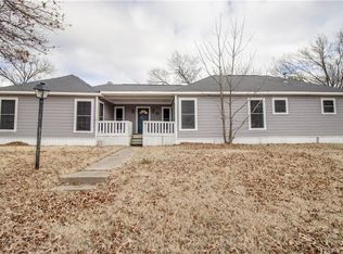 310 N Wood St, Ferris, TX 75125