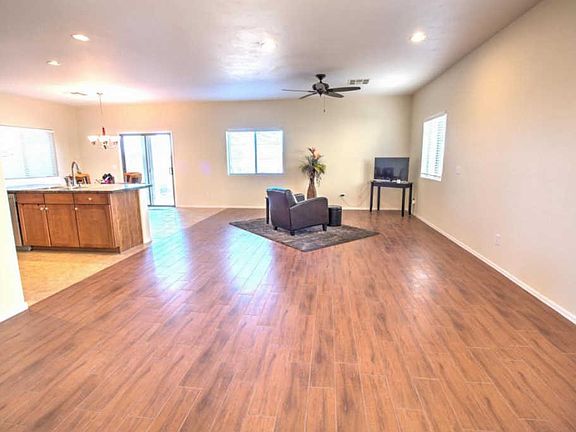 4th image of 35720 W Costa Blanca Dr