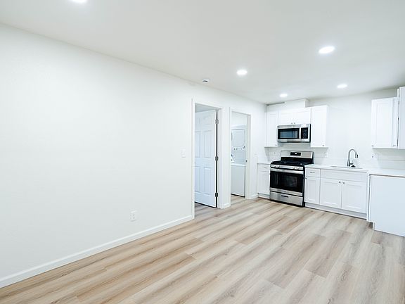 5th image of 14139 Cypress Sands Ln #3