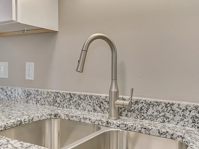 100 Kelly Dr SW — Photo 14