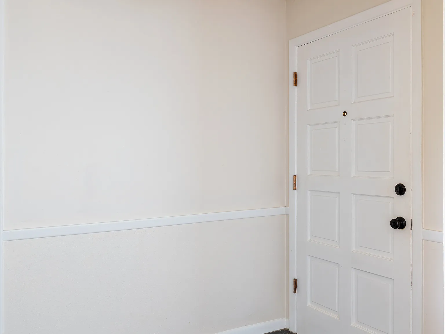 3 bed, 1800 sqft, $2,250 — Photo 4