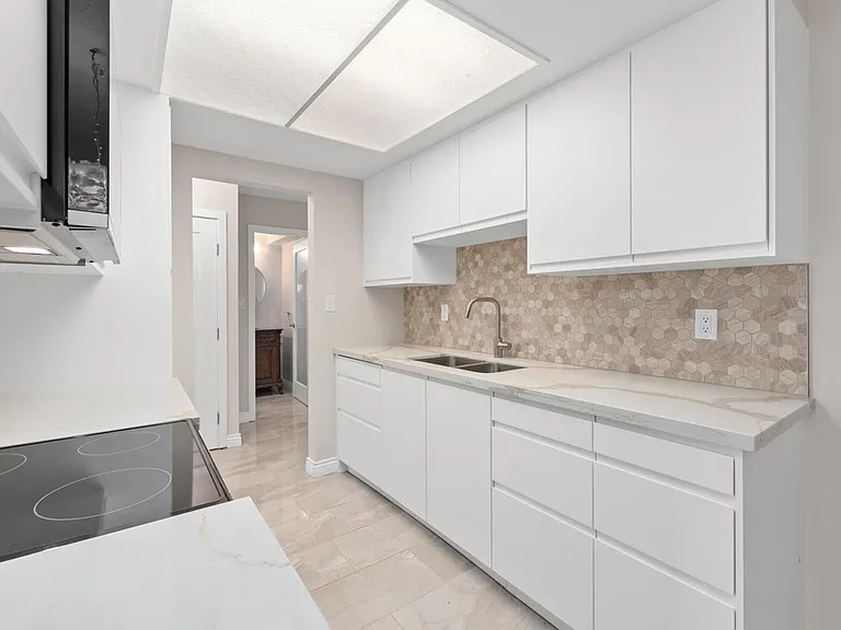 15010 Roper Ave #302 — Photo 21