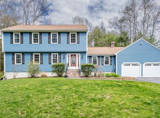 7 Gault Rd, Bedford, NH 03110