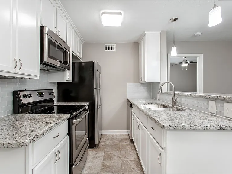 4319 McKinney Ave #205 — Photo 7