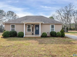 1839 Peach Orchard Rd NW, Hartselle, AL 35640