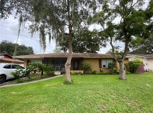 1306 Oakhill St, Seffner, FL 33584