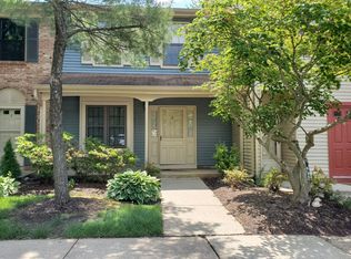 2 Amherst Ct, Aberdeen, NJ 07747