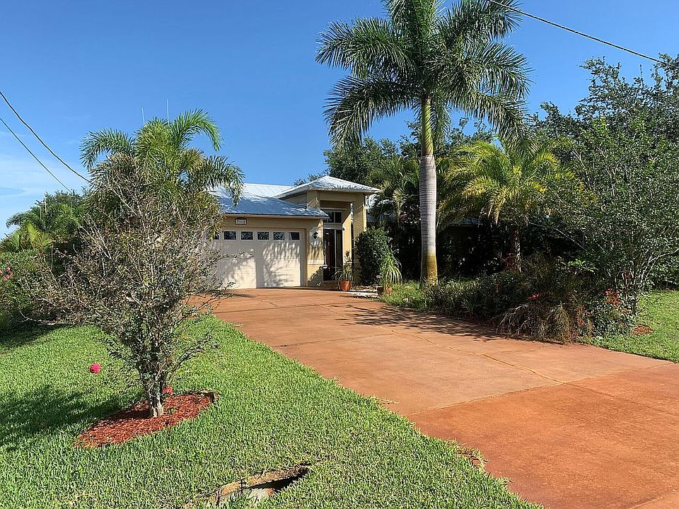 2nd image of 712 Rue Labeau Cir