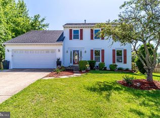 505 Cardinal Glen Cir, Sterling, VA 20164