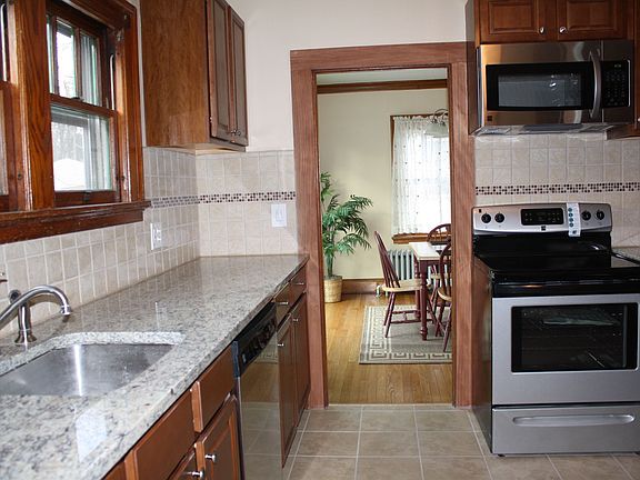 New, granite Kitchen
