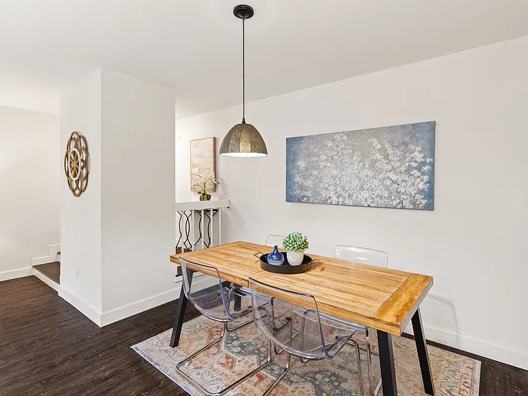 11240 Chestnut Grove Sq #358 — Photo 30