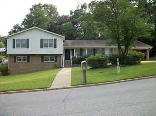 3205 Paddlecreek Ln, Northport, AL 35473