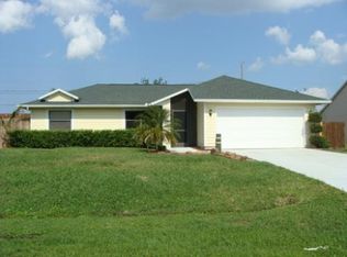 2033 SW Beard St, Port Saint Lucie, FL 34953