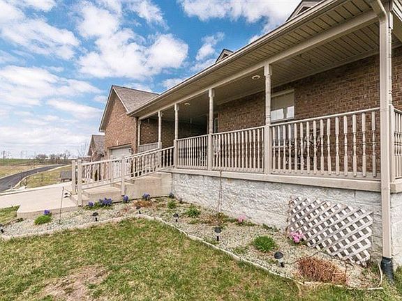5th image of 416 Bay Berry Ln