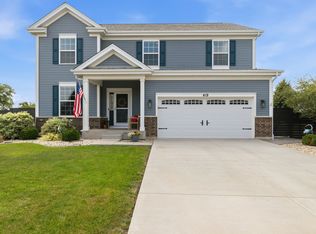 419 Zachary Dr, Hampshire, IL 60140