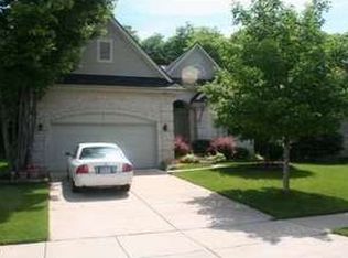 1250 Trailside Blvd, Wixom, MI 48393
