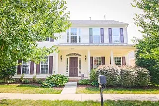 Beautiful Home in Huntersville! — Photo 1
