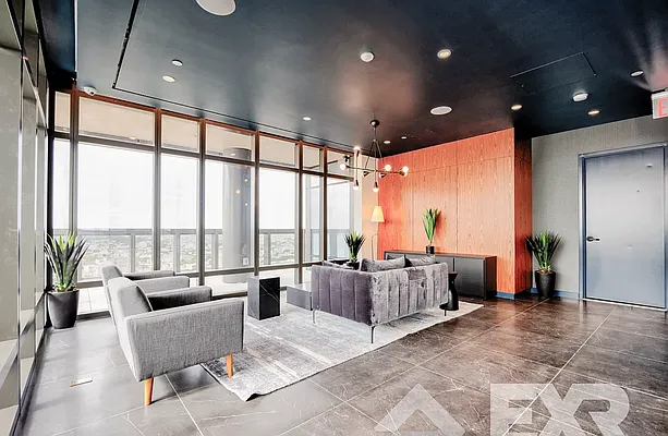 Rented by EXR | media 15