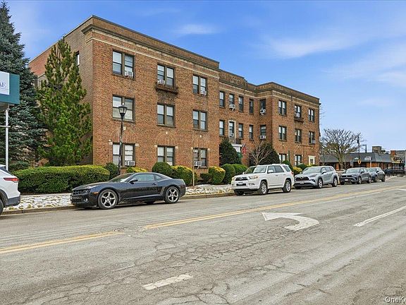 3rd image of 222 7th Street #1K