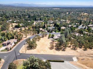 19623 San Vincente Dr, Redding, CA 96003