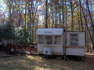 942 Lake Adventure Dr, Milford, PA 18337