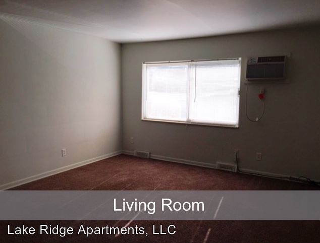 2nd image of 27800 Euclid Ave APT 301