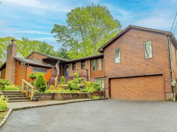 45 Broadview Drive, Commack, NY 11725