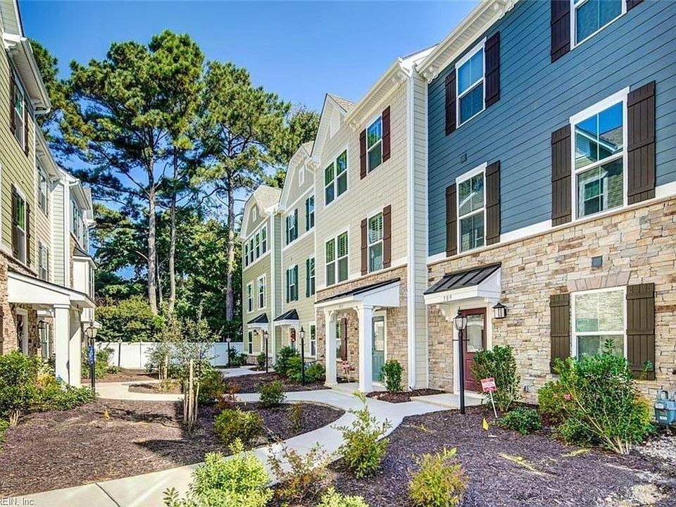 1st image of 513 Charles Porteus Ln