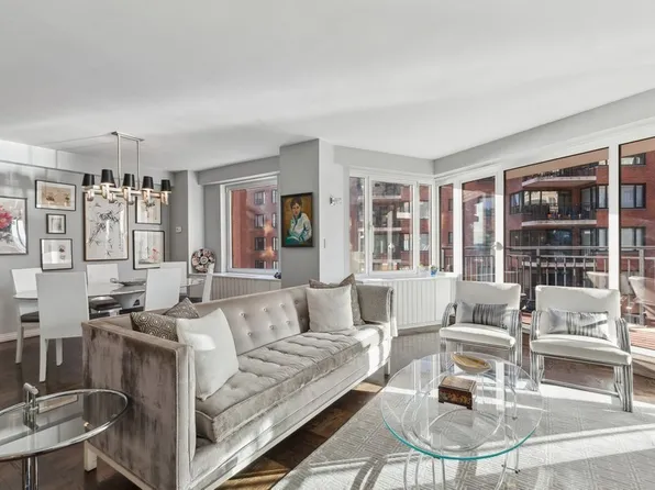 60 Sutton Place South 9GN image 1 of 16