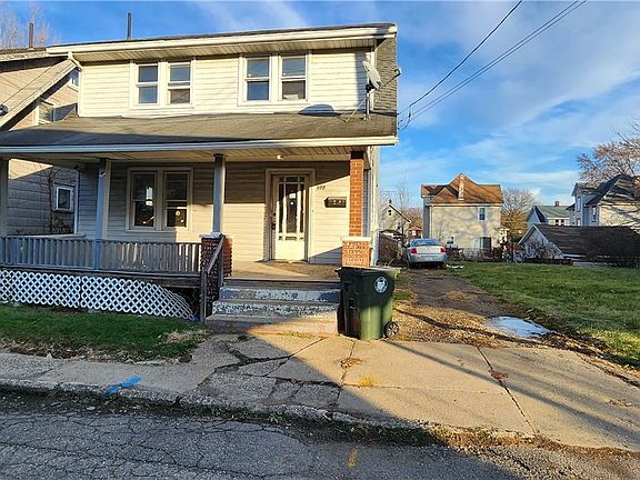 2nd image of 822 Bedford Ave NW