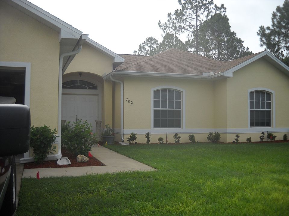 1st image of 702 Willard Ave