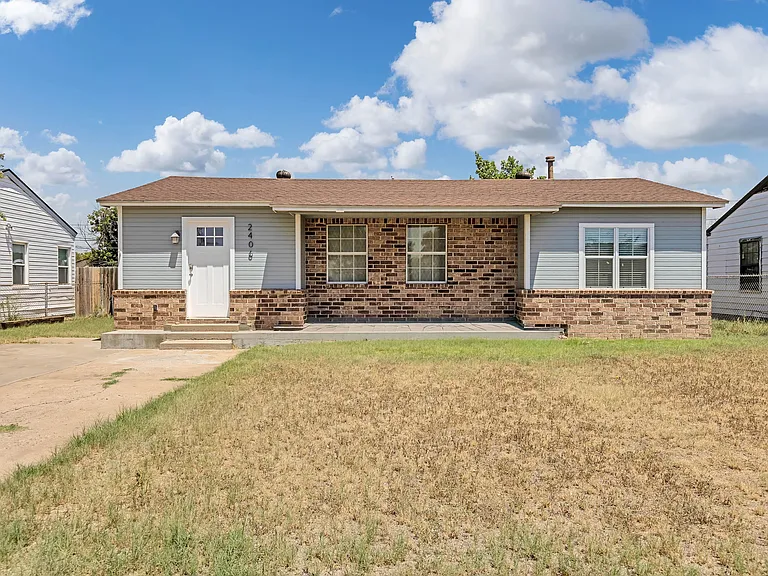 2406 Park Blvd — Photo 2