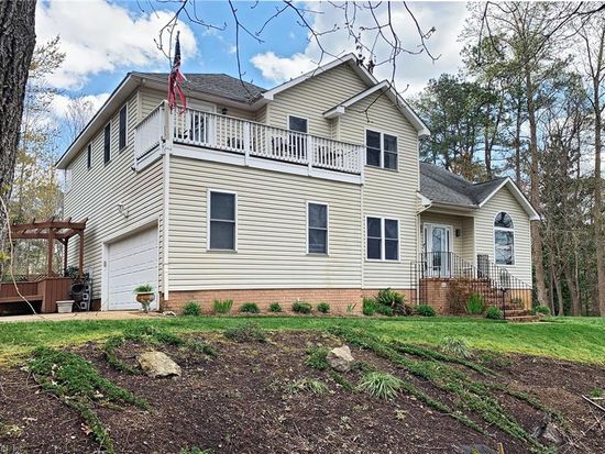 245 Southlake Pl Newport News Va 23602 Mls 10369901 Zillow