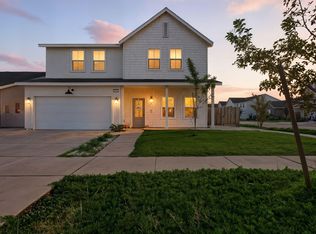 2459 W Hampton Dr, Hanford, CA 93230