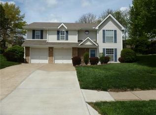 1006 NE Mulberry St, Lees Summit, MO 64086