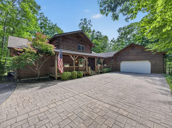 10231 Mountain View Trl, Stanwood, MI 49346
