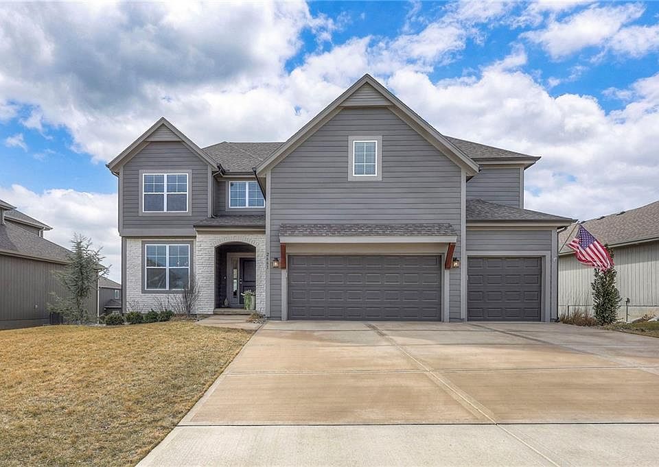 2661 W Loula St, Olathe, KS 66061 | Zillow