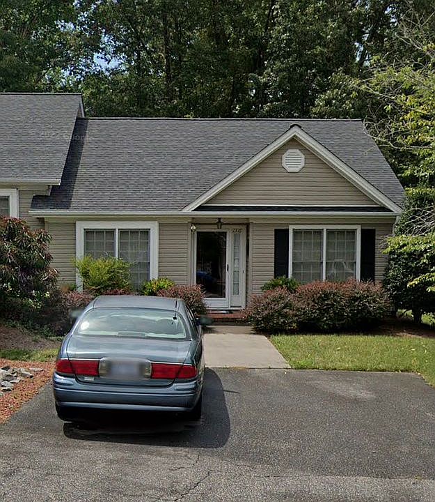 1st image of 1316 Hillside Dr