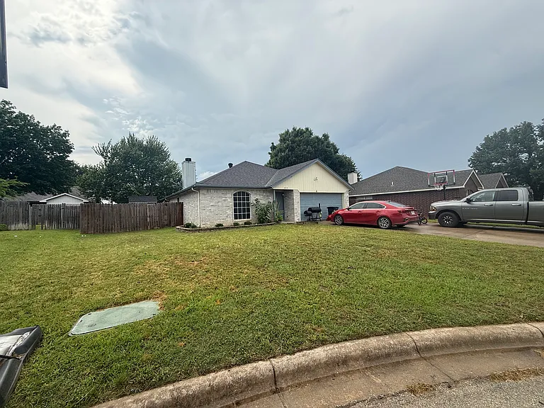 604 Oak View Ct — Photo 6