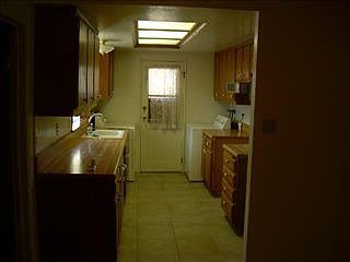 2nd image of 5444 Bergen St